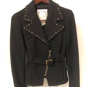 GUESS Black Cropped Jacket w/ belt
